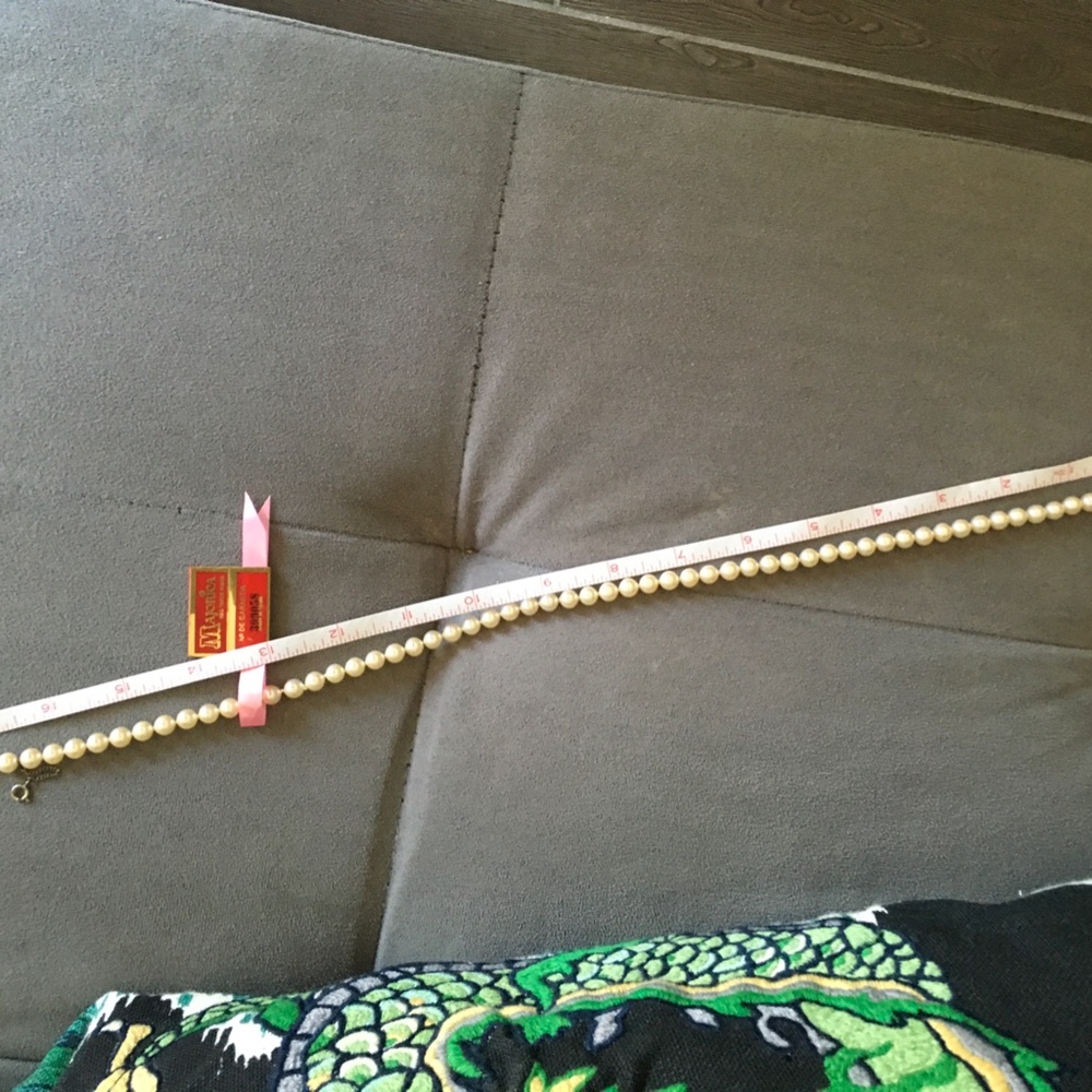 NWT Vintage Majorica 7MM White Pearl 17" Necklace - Picture 4 of 4